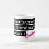 Wat gebeurt er bij oma's? koffiemok (Center)