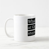 Wat gebeurt er bij oma's? koffiemok (Links)