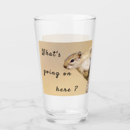 Wat gebeurt er hier met een eekhoornfoto met tekst glas