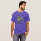 Wat Gebeurt Er In Camp Allaire State Park Farmingd T-shirt (Voorkant volledig)