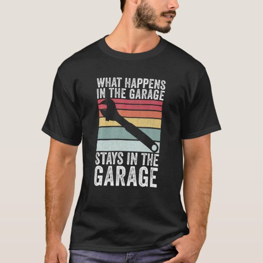Wat gebeurt er in de garage in de Garage Gif? T-shirt (Voorkant)