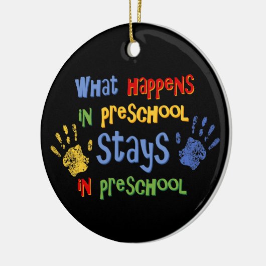 Wat gebeurt er in voorschoolse gepersonaliseerde v keramisch ornament (Links)