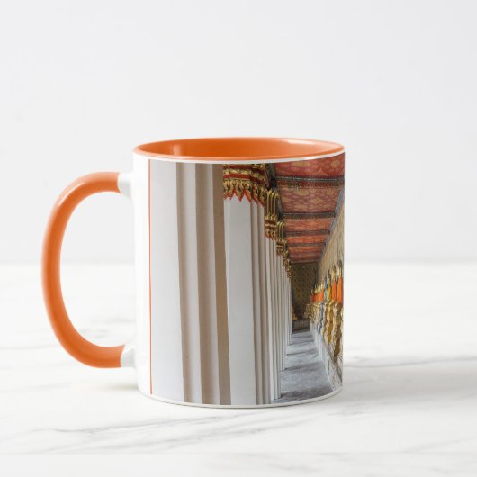 Wat is de tempel van Dawn Bangkok Thailand Mok (Links)