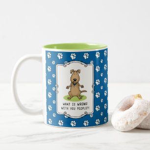 Wat is er mis met jullie mensen? Funny Dog Tweekleurige Koffiemok