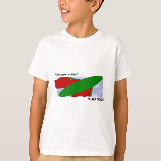 Wat is groen en vliegen? Super pickle! T-shirt (Voorkant)
