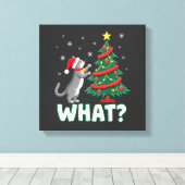 Wat is Leuk Kat Duwt Kerstboom Om Kat Xma Canvas Afdruk (Insitu (Houten vloer))