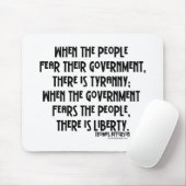 Wat is Tyranny? Muismat (Met muis)