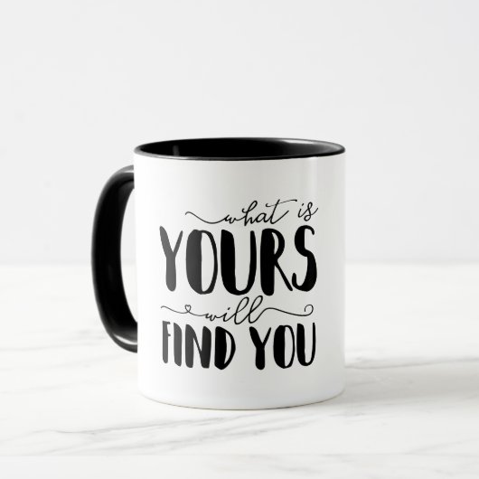 Wat je wel vindt, is typografie mok (Voorkant links)