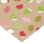 Wat leuk! Kerstwanten tafelkleed (Gekanteld)