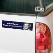 Wat zou Noam Chomsky doen? Bumpersticker (Op Truck)