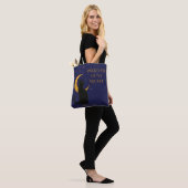 Watcher Of The Night beroemd gemaakt door Hallowee Tote Bag (Op model)