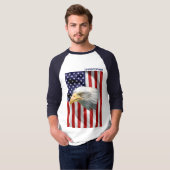 Watchful American Eagle, The USA Flag, Patriotic T-shirt (Voorkant volledig)