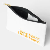 Water besparen. Drink Veuve. Kleine tas (Open)