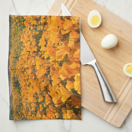 Water | California Lake With Golden Poppies Theedoek (Quarter Fold)