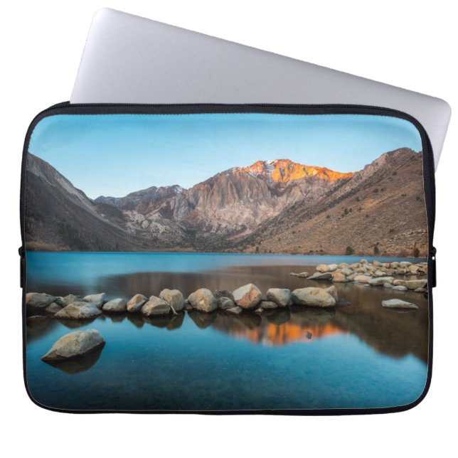 Water | Convict Lake Sierra Nevada Laptop Sleeve (Voorkant)