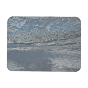 Water dat tegen het strand kabbelt Abstracte fotog Magneet