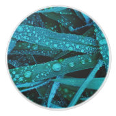 Water Drops Along the Grass Keramische Knop (Voorkant)