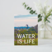 Water is de milieuecologie van de watertoren briefkaart (Staand voorkant)
