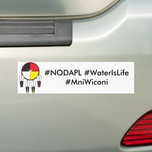 Water is levensbumper sticker. bumpersticker (Op auto)