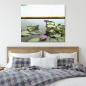 Water ligt in een vijver op zee canvas afdruk (Insitu (Slaapkamer))