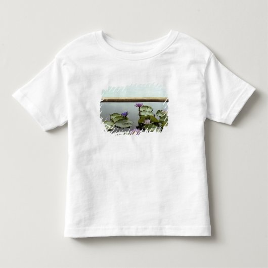 Water ligt in een vijver op zee kinder shirts (Voorkant)