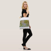 Water Lilies van Claude Monet Tote Bag (Op model)