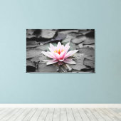 Water Lily Aquatic Plant Stretted Canvas Print (Insitu (Houten vloer))