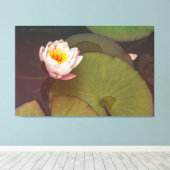 Water Lily Canvas Afdruk (Insitu (Houten vloer))