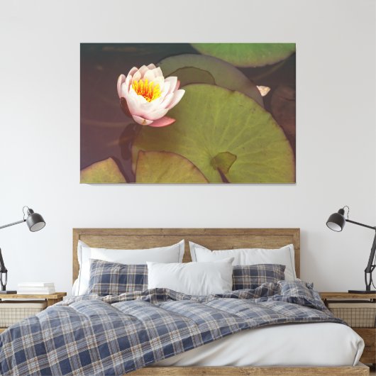 Water Lily Canvas Afdruk (Insitu (Slaapkamer))