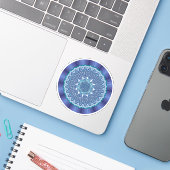 Water Mandala Contour Sticker (Laptop met iPhone)