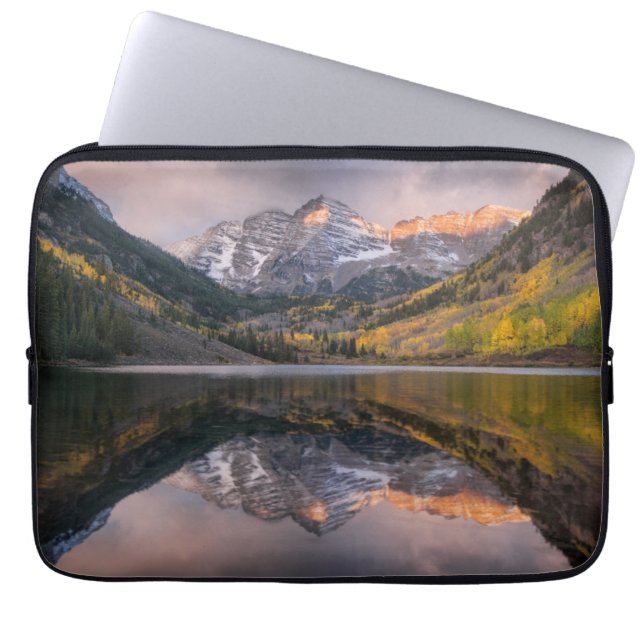 Water | Maroon Bells Colorado Laptop Sleeve (Voorkant)