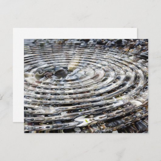 Water Ripple on Pebbles Briefkaart (Voorkant / Achterkant)