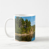 Water | Spruce Lake Quebec, Canada Koffiemok (Links)