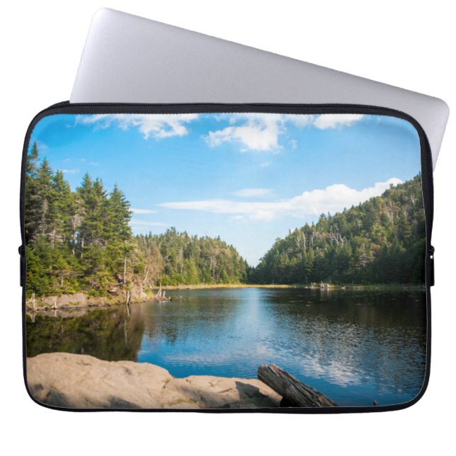 Water | Spruce Lake Quebec, Canada Laptop Sleeve (Voorkant)