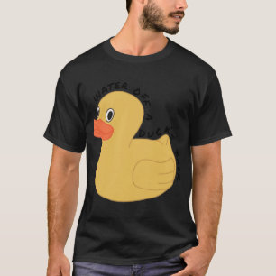 Water van de rug van een eend t-shirt