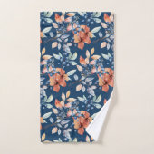 Watercolor Bloemen en Bessen op Navy Blauwe Onderg Bad Handdoek (Handdoek)
