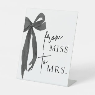 Watercolor Modern Zwart Boog Van Miss naar Mrs. Bo Reclamebord Met Voetstuk