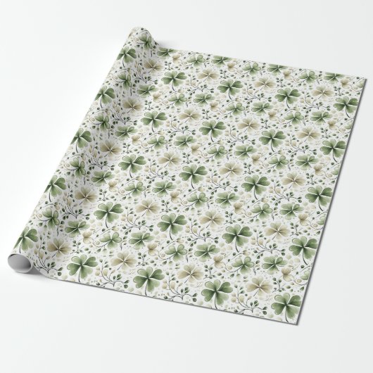 Watercolor Muted Green Blooming Shamrocks Cadeaupapier (Uitgerold)