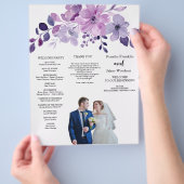 Watercolor paarse bloemboeket flyer (Hand)