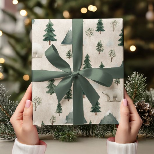Watercolor Polar Bear & Pine Tree Cadeaupapier