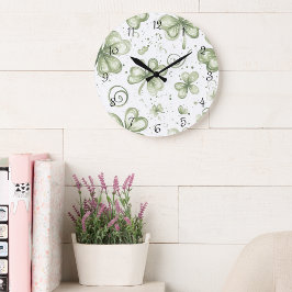 Watercolor Shamrock Wall Clock | Soft Green Irish  Grote Klok