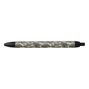 Watercolor stijl camouflage met dieren zwarte inkt pen
