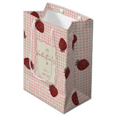 Watercolor Strawberries on Pink Grid- Valentine Medium Cadeauzakje (Voorkant Gekanteld)