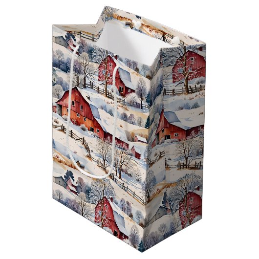 Watercolor Winter Boerderij met Rode Schuren Medium Cadeauzakje (Voorkant Gekanteld)