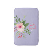 Watercolorbloem, naam & monogram op lavendel badmat (Voorkant Verticaal)