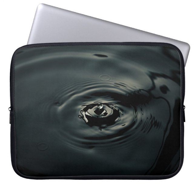 WATERDROP IN HET WATER LAPTOP SLEEVE (Voorkant)