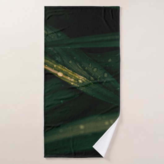 WATERDROPEN OP GROENE LEZEN BADHANDDOEK (Badhanddoek)