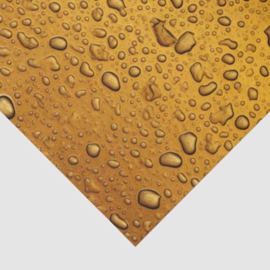 Waterdruppels op een bierachtergrond tissuepapier (Detail)