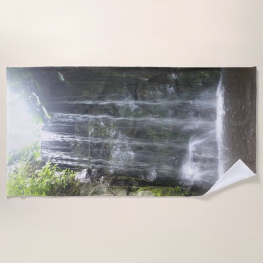 Waterfall Beach Towel Strandlaken (Voorkant)
