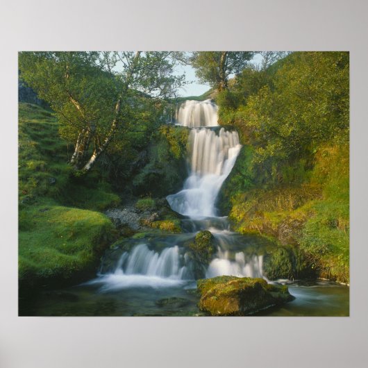 Waterfall, eiland Skye, Schotland Poster (Voorkant)